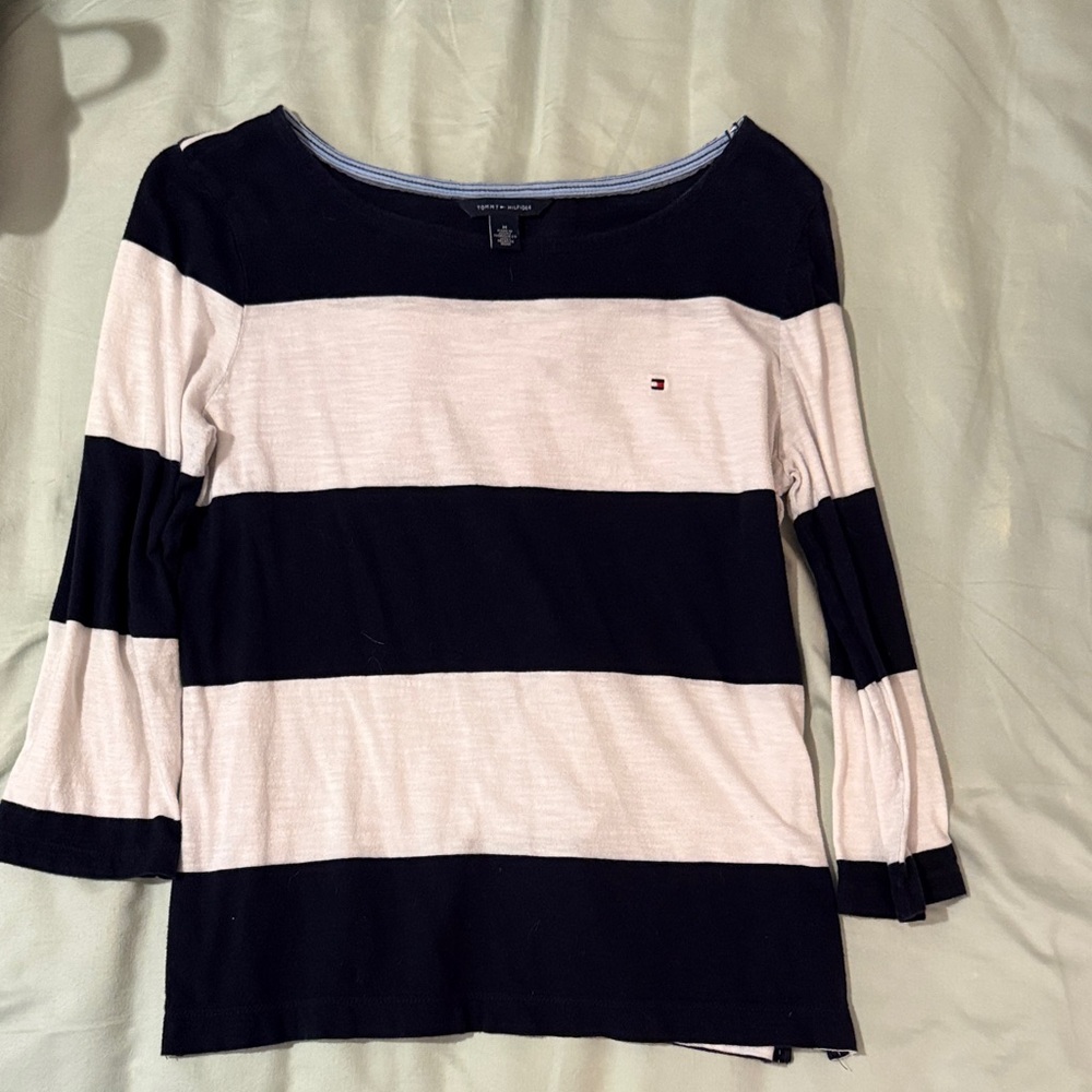 Tommy Hilfiger Women's Navy and Cream Striped Long Sleeve Top
